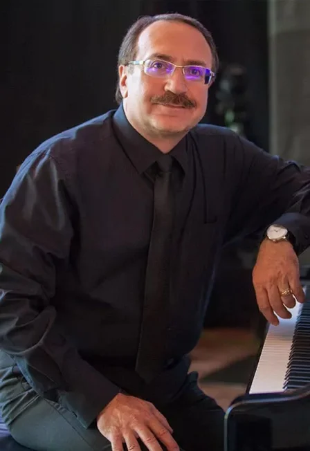 Даниил Крамер трио