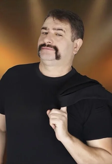 Игорь Левин
