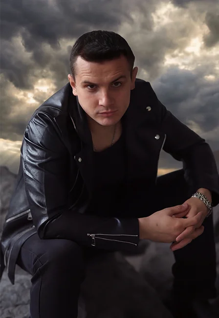 NЮ. Юрий Николаенко