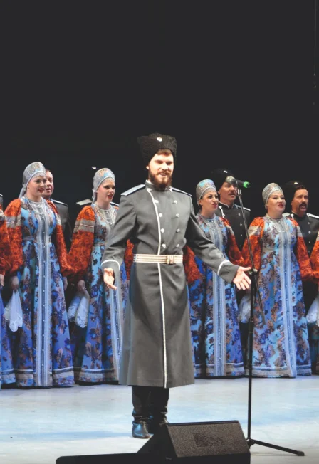 ОГАРНХ. Да не тужите, братья - казаки.