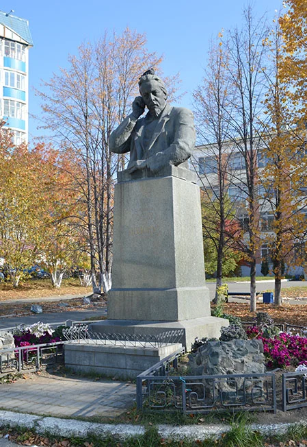 Вперед в прошлое. Интеллектуальная программа